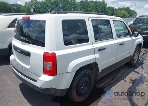 2013 Jeep Patriot Sport из США, поврежденный, VIN 1C4NJPBA1DD124830